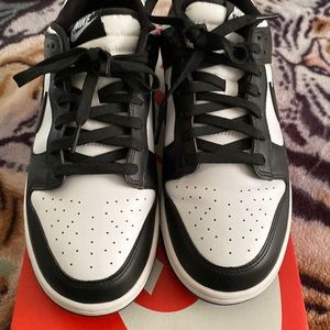 Nike low panda dunks